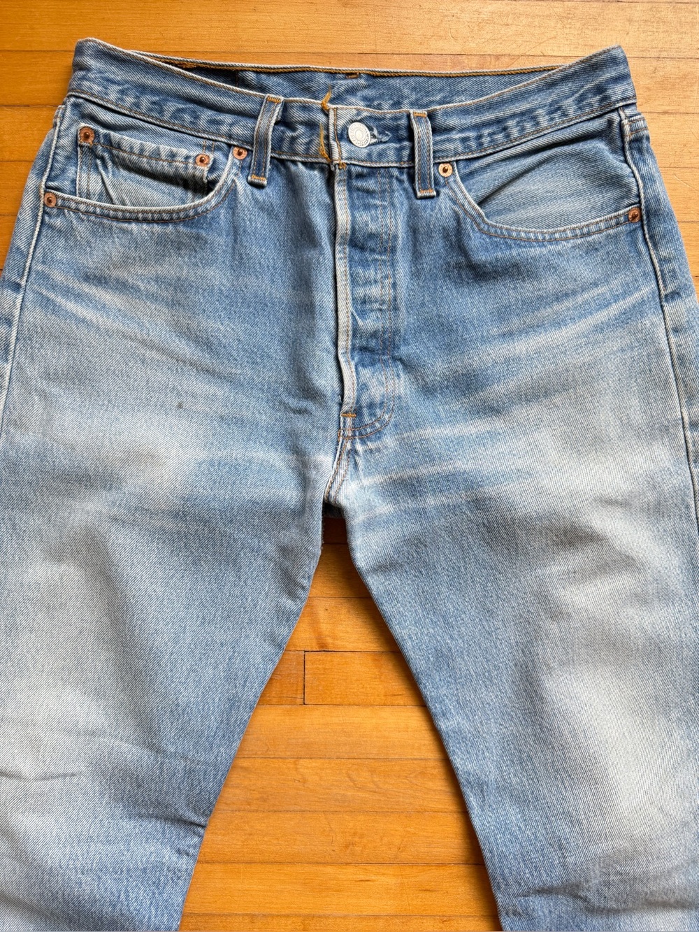 Vintage DISTRESSED LEVI’S 501xx Jeans Cotton Buttonfly Men Unisex 31x32 Faded